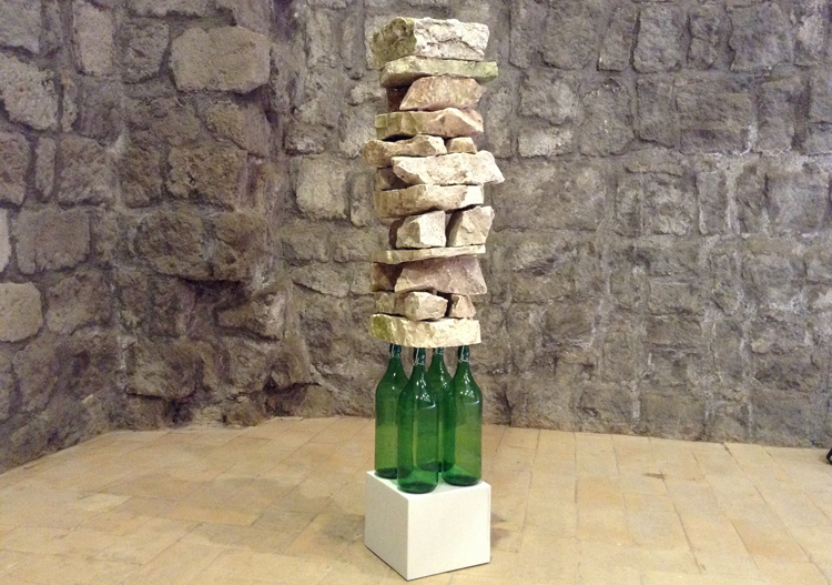"Bottle-up"